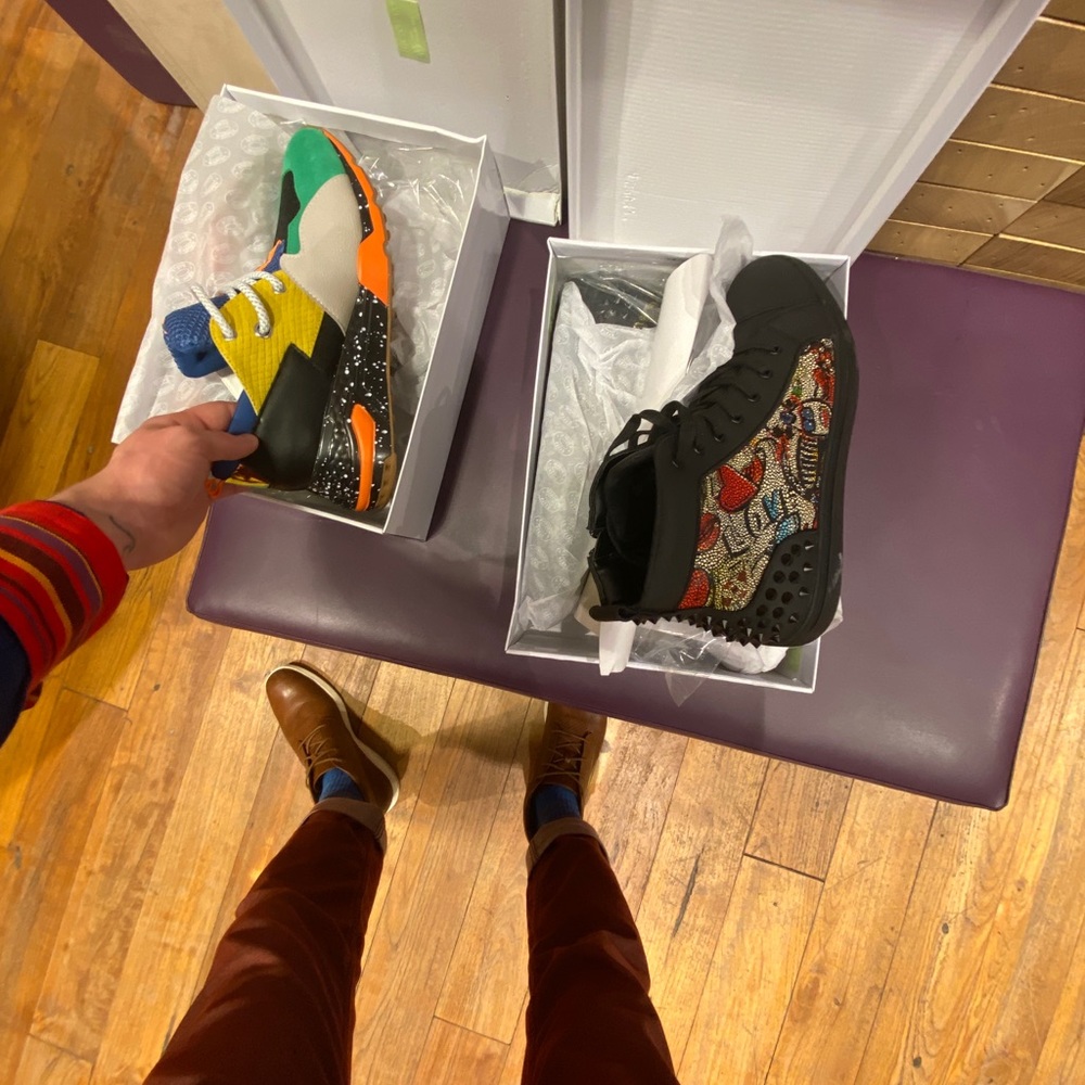 Steven maddens high tops with texture